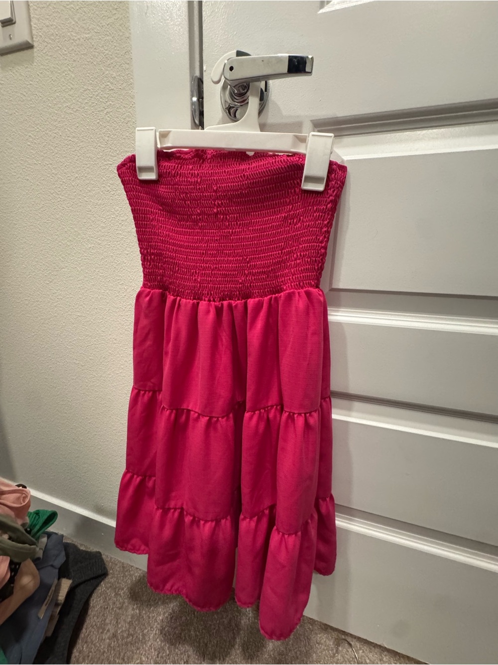 Girls Strapless Tiered Dress - Hot Pink